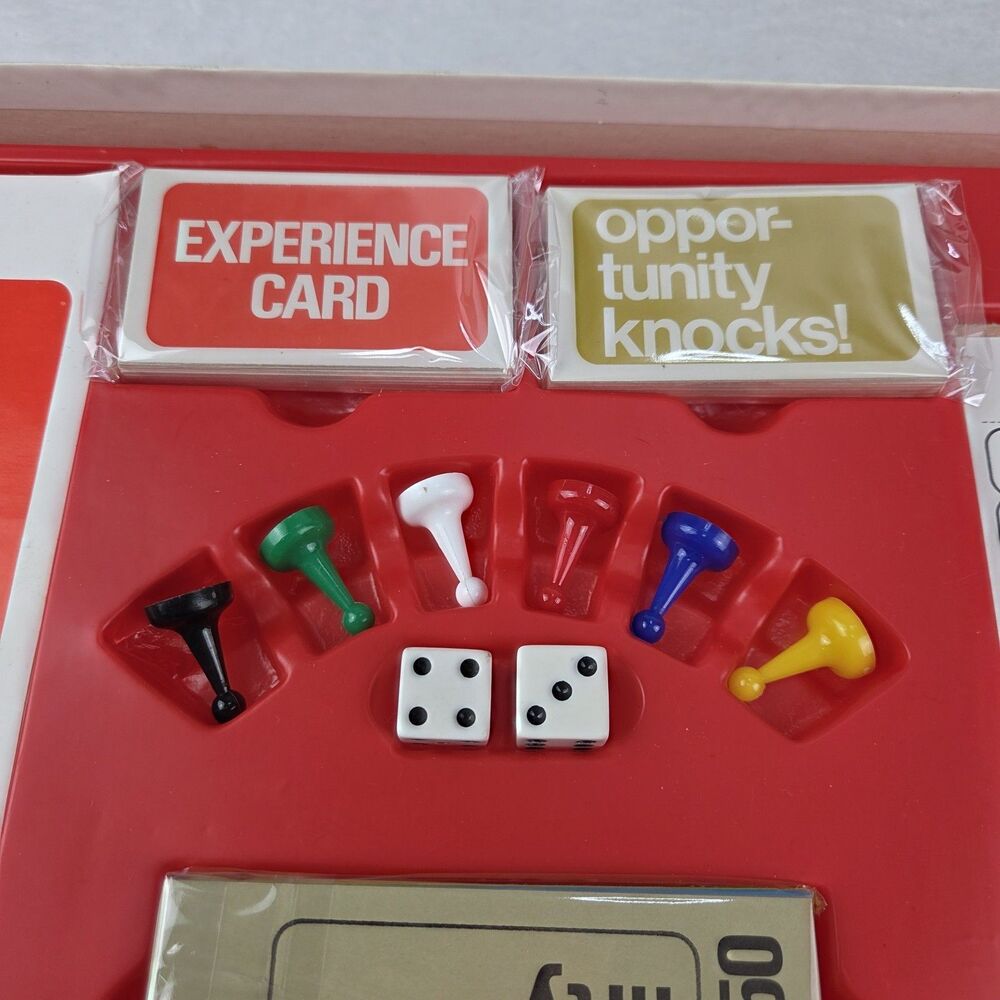 Vintage 1971 Careers Board Game Parker Brothers Complete With Score Sheets - Picture 7 of 10